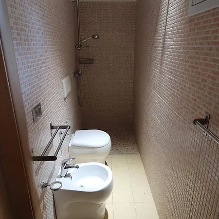 לינה וארוחת בוקר Maria